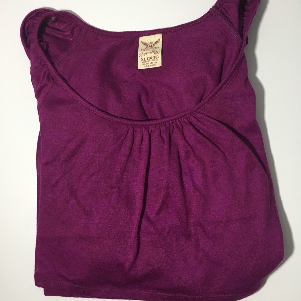 Shirt with ruffles